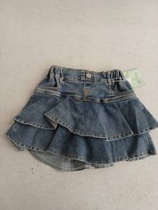 lot 13198 image: Flofaalzique Girls Blue Denim Tiered Ruffle Mini Skirt Elastic Waist Size 110