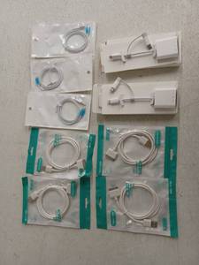 lot 13200 image: Miscellaneous Lot Of Electronic Cables