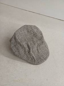 lot 13202 image: Keepsa Gray Hat