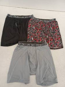 lot 13407 image: Hanes X-Temp Mens Long Leg Boxer Briefs Lot of 3, Medium