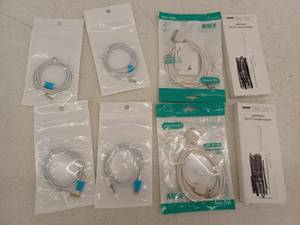 lot 13425 image: Lot of 8 Cables & Adapters Tianston 30-Pin, Lightning to 3.5mm, SDTF