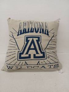 lot 13785 image: New Wave Arizona Wildcats Woven Tapestry Throw Pillows, 2 Pillows