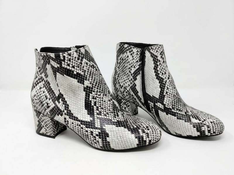 lot 4004 image: Cameron-01 Black Snake Ankle Boots with Block Heel - 8.5