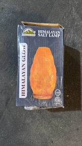 lot 108 image: Himalayan Glow Himalayan Salt Lamp - Retail $50