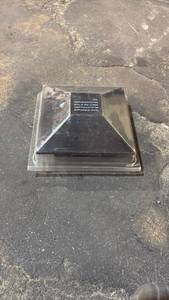 lot 133 image: Solar Post Cap Lights Lot of 4 Black Clamshell Packaged - Retail $30