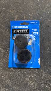 lot 157 image: Everbilt Closet Pole End Caps 1-14 in 3.1 cm 2 Pk - Retail $5
