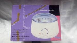 lot 2056 image: Portable Electric Wax Heater with OFF ON MED HI Dial