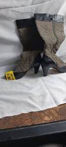 lot 36146 image: Suede Black and grey Heels