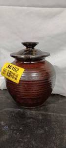 lot 36162 image: Vintage Studio Pottery Lidded jar