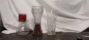 lot 36169 image: 3 Tall Clear Vases
