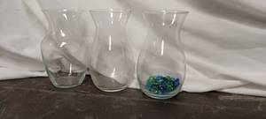 lot 36170 image: 3 Clear Glass Urn shaped Flower vase