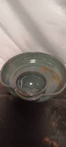 lot 36181 image: Stoneware Drip Glaze soup Cracker chip dip bowl