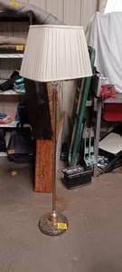 lot 36209 image: Vintage brass candelabra floor lamp