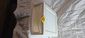 lot 36311 image: Plastic Single drawer storage unit