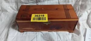 lot 36318 image: Vintage Cedar Jewelry Box
