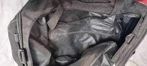 lot 36354 image: Black Duffle Bag