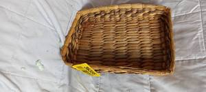 lot 36356 image: Wooden Basket