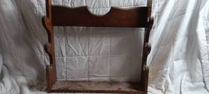 lot 36366 image: Wooded Gun Rack