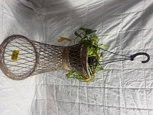 lot 36282 image: Russell Woodard Spun Fiberglass Plant Stand