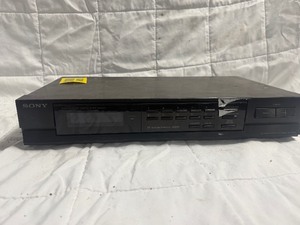 lot 36288 image: Black Sony VCR
