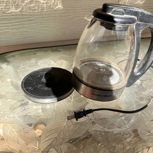 lot 20 image: Hamilton Beach 1.0 L Electric Kettle