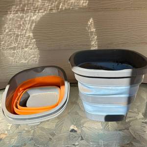 lot 27 image: Collapsible Bucket Lot of 2