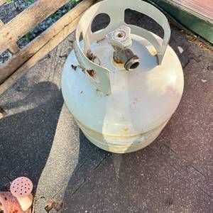 lot 76 image: Portable Propane Cylinder Tank with OPD Valve and Collar Handle
