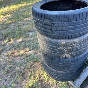 lot 99 image: Lot of 4 Used Tires 23540 R18 95Y P Zero AS all same size - 3 of GoodYear brand and one of Pirelli