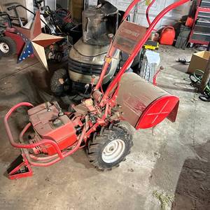 lot 121 image: Troy-Bilt Horse Rototiller with Kohler Magnum 8 Engine - needs battery