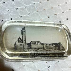 lot 137 image: A.C. Bosselman & Co. Union Station St. Louis MO Glass Paperweight