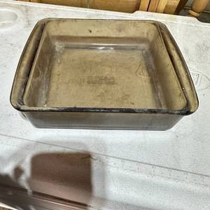 lot 202 image: Pyrex Square Baking Dish 21x21x6 cm 222