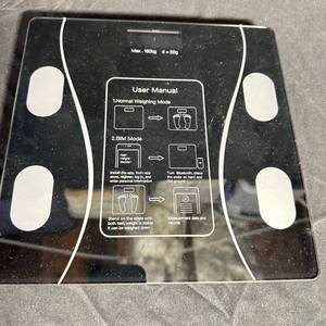 lot 290 image: Glass Weighing Scale 180kg396lb Capacity 0.1kg Graduation