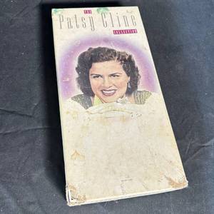 lot 297 image: MCA Patsy Cline Collection 4-CD Box Set MCAD4-10421