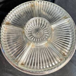 lot 315 image: Divided Serving Tray with Center Dish and Lid 6 Sections