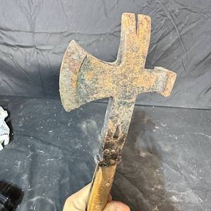 lot 332 image: Hatchet Hammer Multi-Tool with Nail Puller Slot and Riveted Handle