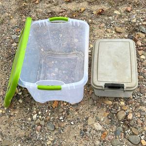 lot 352 image: Lot of 2 containers - Sterilite 40 Qt EZ Carry Stackable Storage Tote Spicy Lime Lid 1456