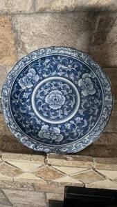 lot 381 image: Blue and White Floral Plate with Scalloped Rim