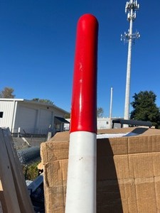 lot 17 image: 90 x 3 PVC WeatherProof Light Weight Markers - Great for yards, trailers, Etc