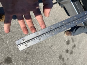 lot 25 image: Steel Piano Hinge - 6 x � Closed