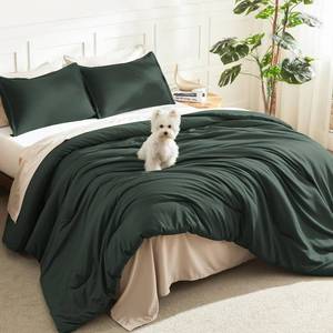 lot 38 image: Litanika Forest Green California King Comforter, 1 Pieces Solid Bedding - Retail $60