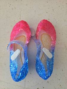 lot 157 image: TANDEFLY Princess Girls Sandals Jelly Mary Jane Flats Shoes Dress Up Dance Party Cosplay Shoes for Kids Toddler  - Retail $10