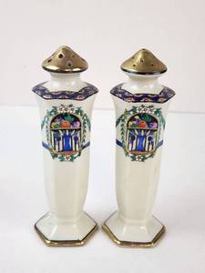 lot 127 image: Vintage Hand-Painted Hexagonal Ceramic Salt and Pepper Shaker Set with Fruit Bowl Design