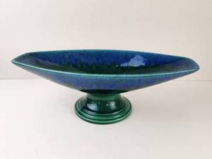 lot 131 image: Royal Haeger Blue and Green Glazed Pedestal Bowl