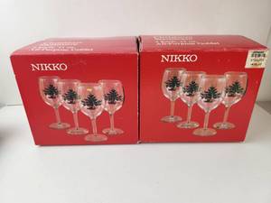 lot 153 image: Nikko Christmas Stemware with Box