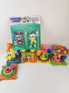 lot 179 image: Toy Lot Kenner Starting Lineup 1997 Mark Chmura Figure 10th Year Edition