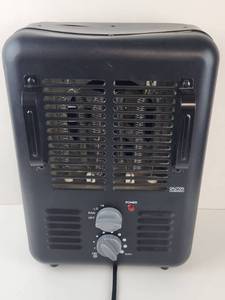 lot 198 image: Electric Heater 1500W 120V DQ2016