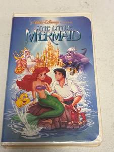 lot 142 image: Walt Disney The Little Mermaid VHS