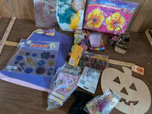 lot 140 image: Mixed Party Craft Lot Stick-a-Gel GelMania Luau Bikini Top Dudleys Egg Kit
