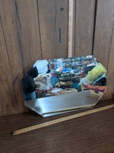 lot 150 image: Octagonal Beveled Edge Mirror