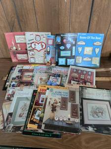 lot 154 image: Cross Stitch Pattern Booklet Lot Leisure Arts Kappie Burdett Vaughan